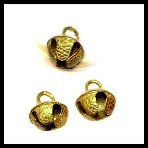  H Τρεις καμπάνες image