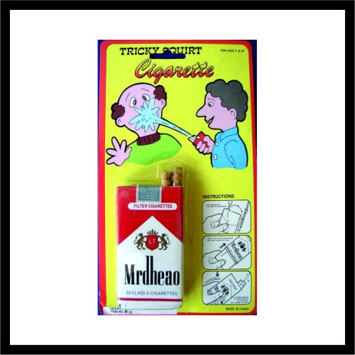 Πακέτο που πετάει νερό image